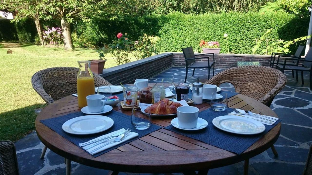 La Belle Monsoise Bed and Breakfast Exteriör bild